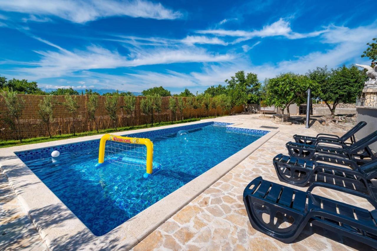 Villa Eagle Benkovac Ngoại thất bức ảnh