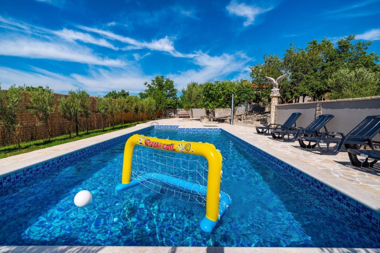 Villa Eagle Benkovac Ngoại thất bức ảnh